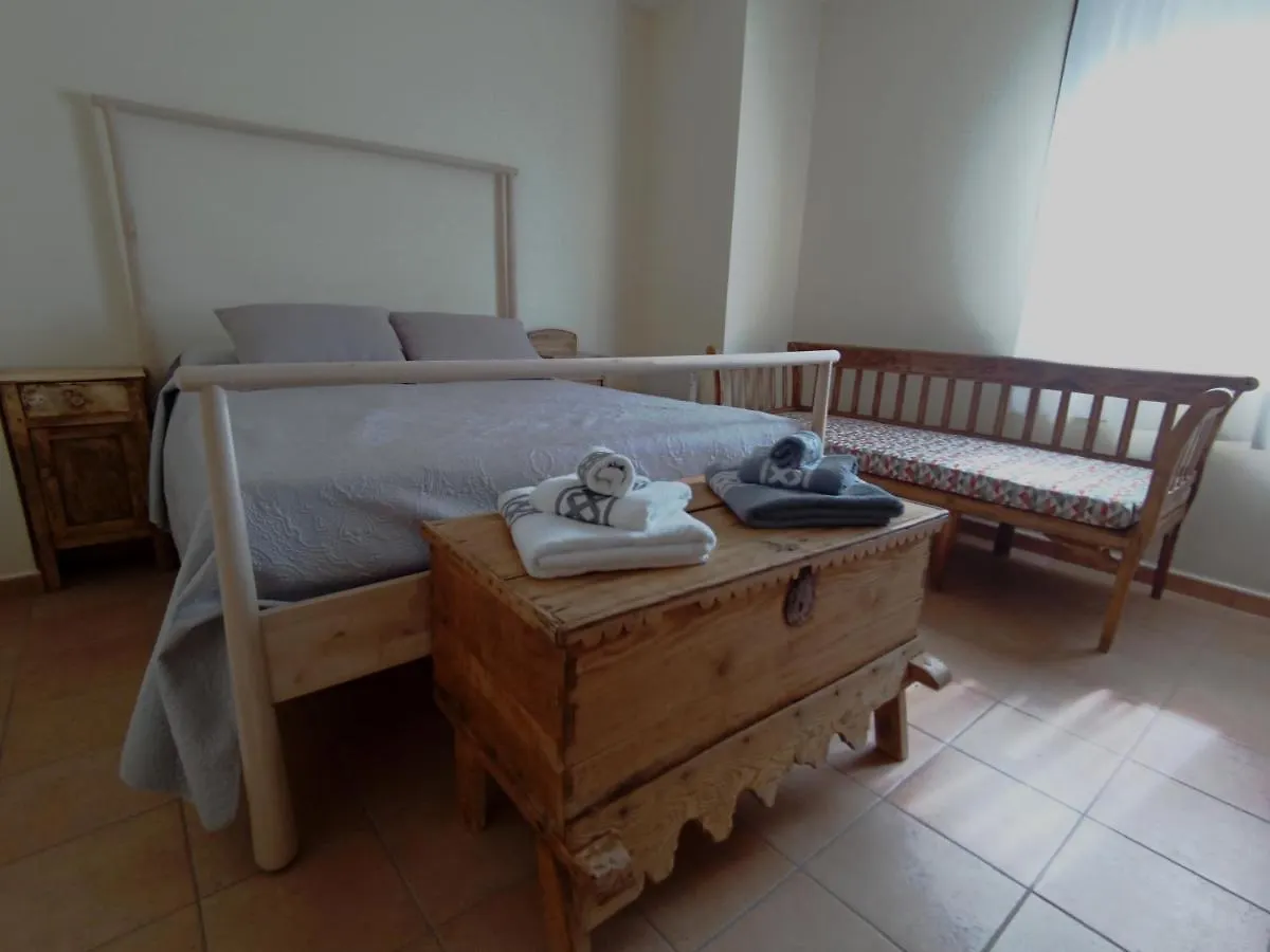 Alojamiento Rural El Ojuelo Country house